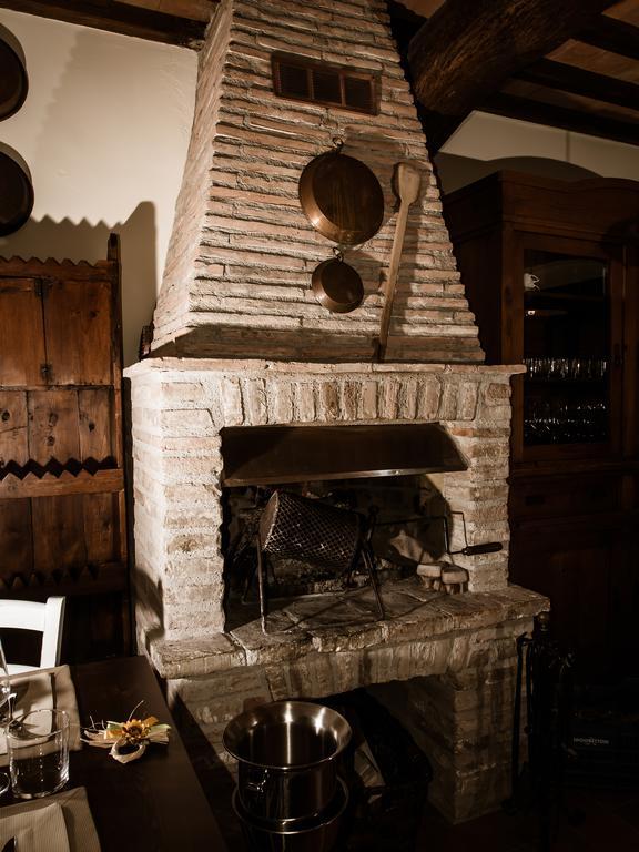 Torre Valbiancara Pensionat Montebagnolo Eksteriør billede